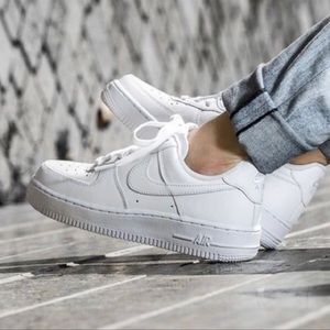 NIKE | Air Force Low Top Leather Platform Sneakers